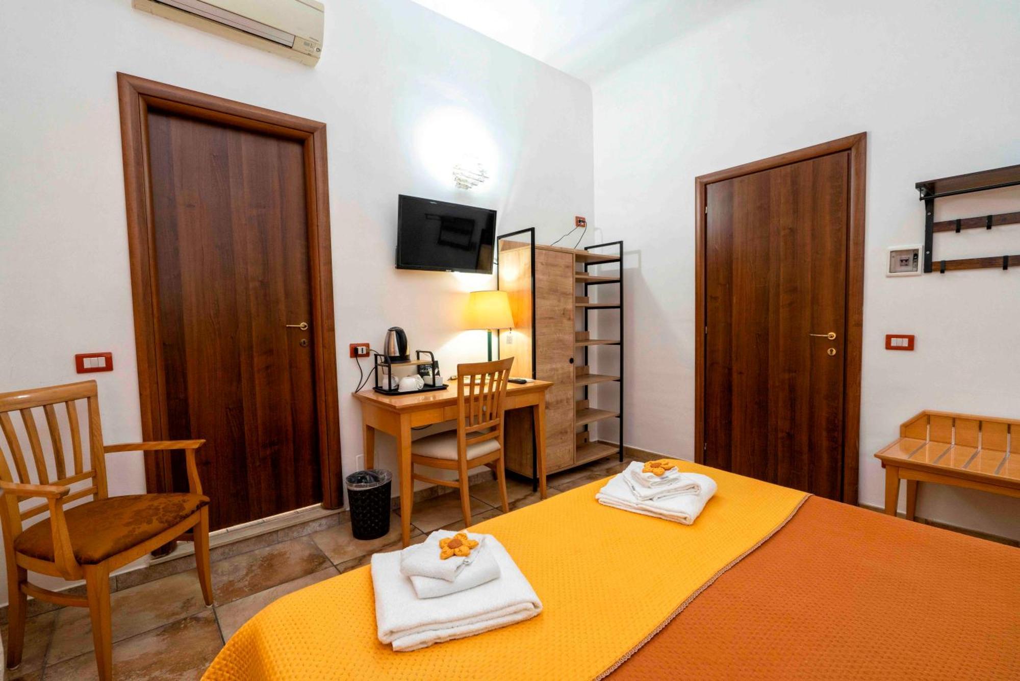 Rodoflor Rooms Castellammare di Stabia Exterior photo